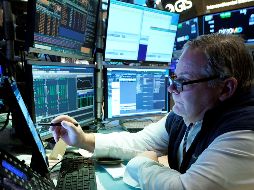 El Dow Jones llegó a subir en su mejor momento más de 500 puntos. AP/ M. Conlon