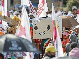 Aglomeración. A pesar de la detección de la nueva variante, reunió a miles de personas. EFE