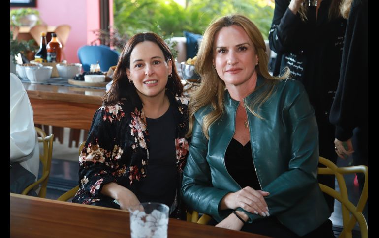Ana María Bazavilvazo y Ana Lilia Castellanos. GENTE BIEN JALISCO/TONY MARTÍNEZ
