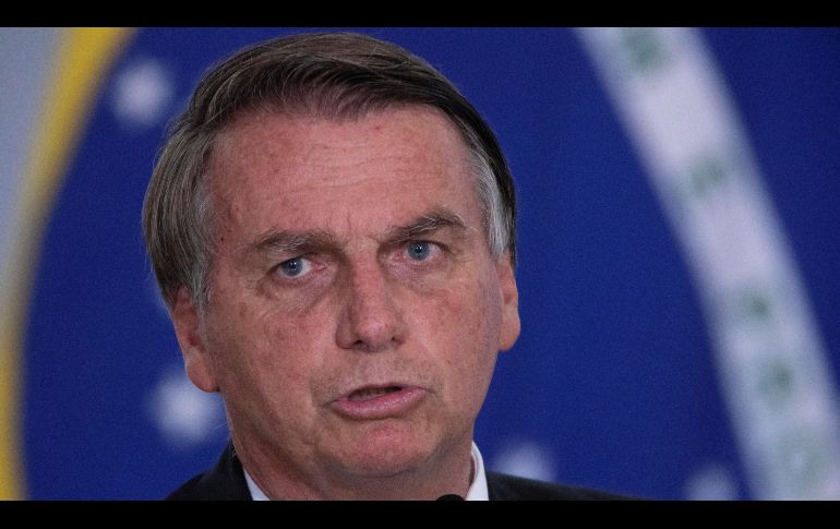Bolsonaro, quien se niega a aplicarse una vacuna y desde el inicio de la pandemia desdeña de sus efectos, reiteró que 