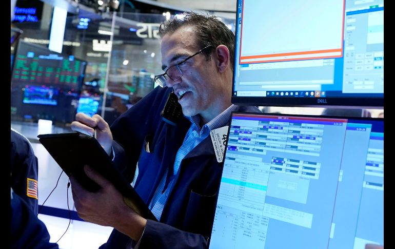 Todos los sectores terminaron en verde, encabezados por el industrial (2.89 %). AP/ R. Drew