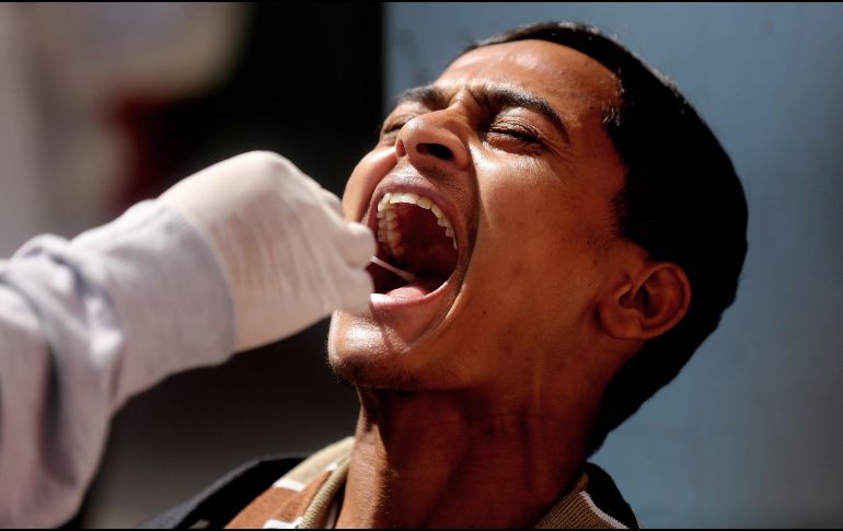 La nueva variante ómicron del coronavirus presenta 