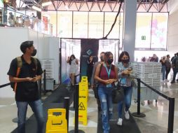 Las cabinas o túneles de sanitización instalados en la FIL 2021 son especiales para multitudes. EL INFORMADOR / A. Ceja