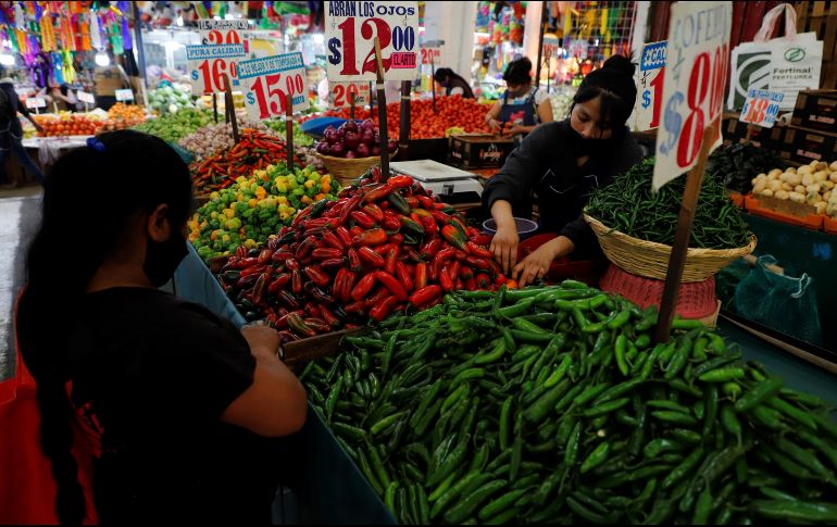 El Índice Nacional de Precios al Consumidor presentó un crecimiento de 1.14% en noviembre de 2021 respecto al mes inmediato anterior. EFE/M.Hartz