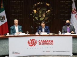 Raúl Uranga Lamadrid, presidente de la Cámara de Comercio de Guadalajara, durante la presentación del Balance Económico 2021 y Perspectivas 2022. ESPECIAL/Canaco