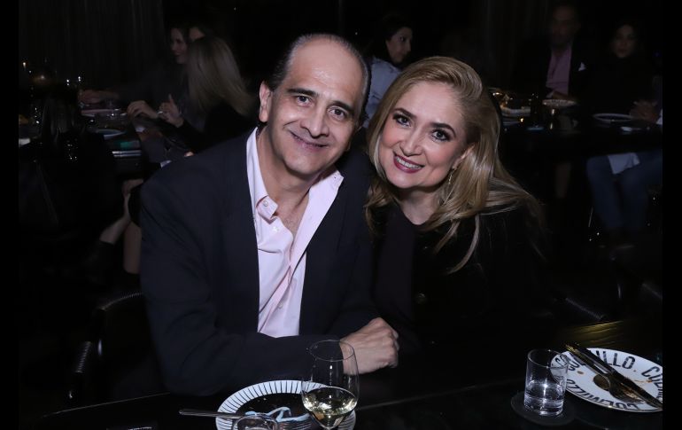 Jorge Flores e Iliana Ruiz Velasco. GENTE BIEN JALISCO/CLAUDIO JIMENO