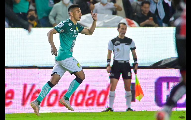 VIDA. Tras un error de Camilo Vargas. Ángel Mena no tuvo piedad y emparejó el marcador. IMAGO7