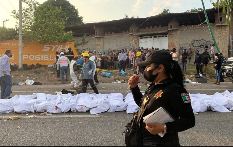 En el grupo de migrantes iban 19 menores de edad, una de las cuales murió en el accidente. EFE/C. López