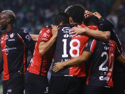 POR LA HOMBRADA. Atlas deberá remontar el marcador adverso ante el León este domingo en el Jalisco. IMAGO7