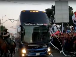 De acuerdo con las autoridades, no hubo lesionados tras esta confusión de los aficionados del Atlas. ESPECIAL