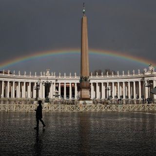 El Vaticano pide disculpas a grupo LGBTQ, por exclusión de la comunidad