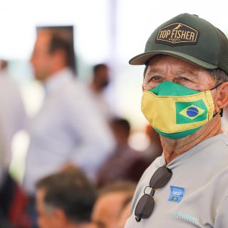 COVID: Brasil empieza a exigir certificados de vacunación para entrar al país