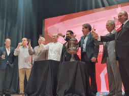 El momento que todos los rojinegros esperaban, terminar con la larga sequía de 70 años sin título. EL INFORMADOR/M. Navarro