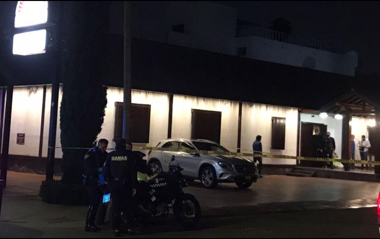 Al menos dos sujetos dispararon en contra de un varón de 30 a 35 años en varias ocasiones para luego escapar. ESPECIAL