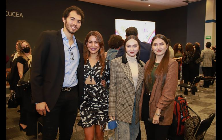 Cristian Chávez, Alexa Barajas, Ivanna Chávez y Fernanda Chávez.GENTE BIEN JALISCO/TONY MARTÍNEZ