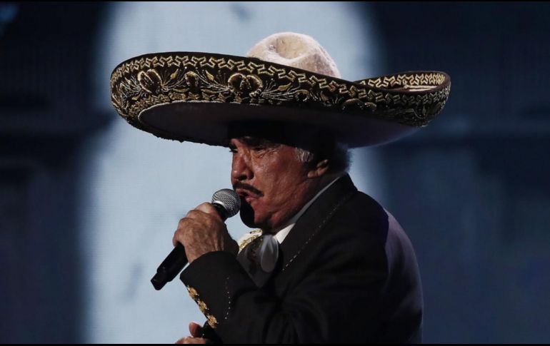 Vicente Fernández perdió la vida este 12 de diciembre a los 81 años, tras pasar 4 meses en el hospital Country 2000 de Guadalajara. EFE / ARCHIVO