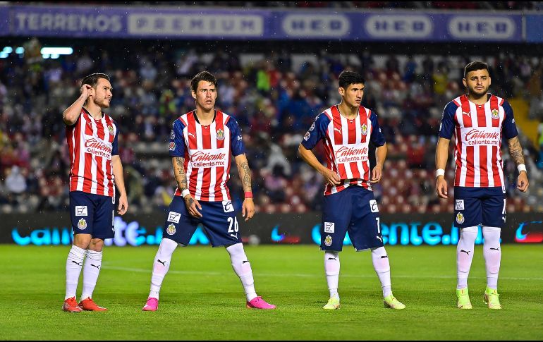 Más allá de que han analizado la posibilidad de utilizarlo como moneda de cambio con otros equipos, Uriel Antuna parece tener los días contados dentro de Chivas por haber roto las reglas del club. IMAGO7