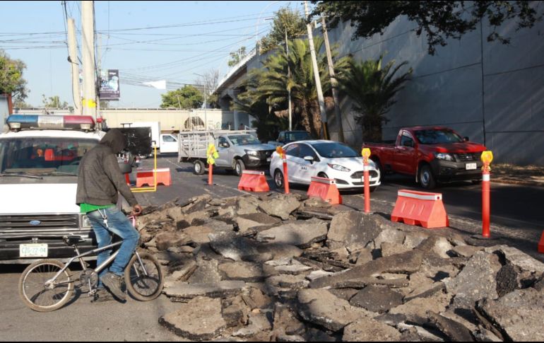 La obra se proyectó para ser ejecutada durante este periodo para aprovechar la baja del flujo de tráfico por la temporada vacacional. EL INFORMADOR / A. Camacho