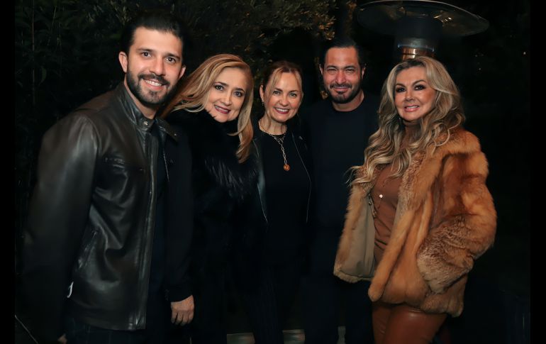 Brian Soto, Iliana Ruiz Velasco, Yoli Sánchez, Yuri Zataraín y Almendra Morquecho.GENTE BIEN JALISCO/CLAUDIO JIMENO