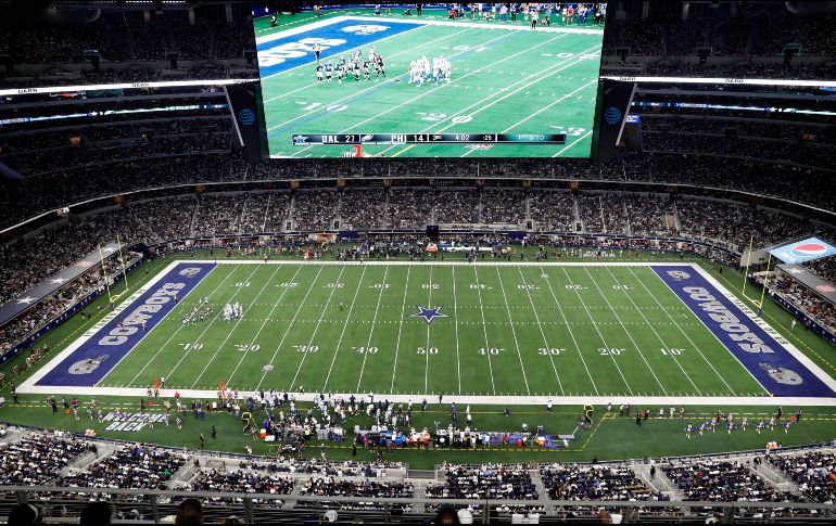 ESTRICTOS. El jueves, la NFL reforzó sus protocolos de prevención del coronavirus para frenar el aumento de casos. AP/ARCHIVO