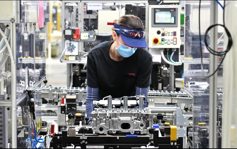 La propuesta de Biden, incluida en el proyecto de ley “Build Back Better”, es ofrecer a los consumidores estadounidenses un crédito fiscal de hasta 12 mil 500 dólares para la compra de vehículos eléctricos. EFE/M. Kulczynski