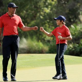 Tiger Woods: Reaparece tras accidente y termina en segundo lugar junto a su hijo