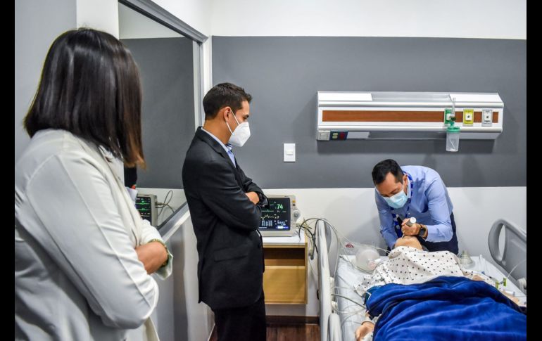 El centro cuenta actualmente con áreas de alta y baja fidelidad, así como aula de clases en donde se revisa el contenido teórico y se discuten casos clínicos complejos.  ESPECIAL