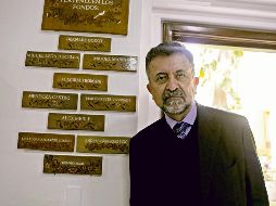 Carlos García de Alba. El embajador de México en Italia e hijo de David García de Alba participó en la develación de la placa, la cual aparece a su izquierda en la parte inferior. El Informador/ G. Gallo