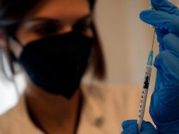 La experta explicó los cambios en el ciclo menstrual de la mujer tras la vacuna anticovid. AP / ARCHIVO