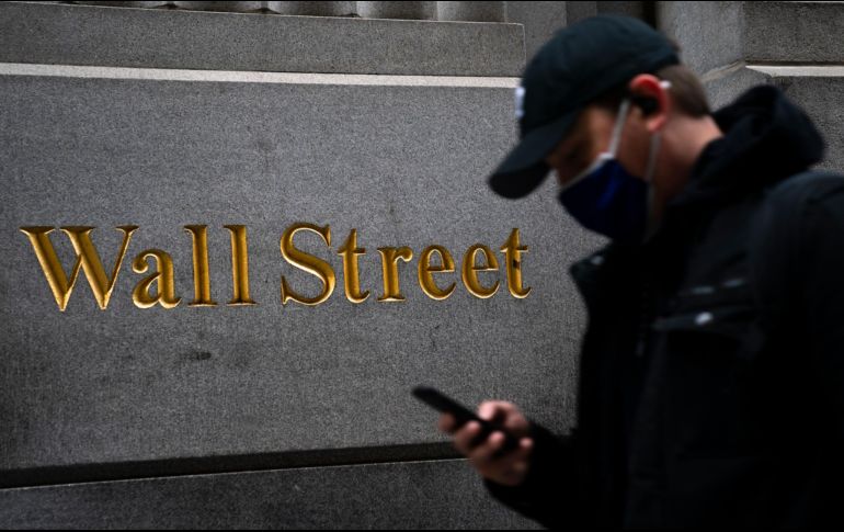 Entre las 30 cotizadas del Dow Jones, destacaba el avance de Caterpillar, Microsoft, Apple y UnitedHelath. AP/J. Minchillo