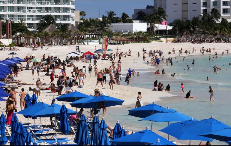 El PIB turístico se contrajo 25.4% en términos reales en 2020. EFE/ARCHIVO