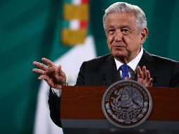 AMLO no ve convenientes las denuncias contra los consejeros del INE que frenaron la consulta. SUN/ ARCHIVO