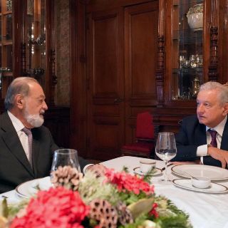 AMLO destaca pago de Carlos Slim a Hacienda