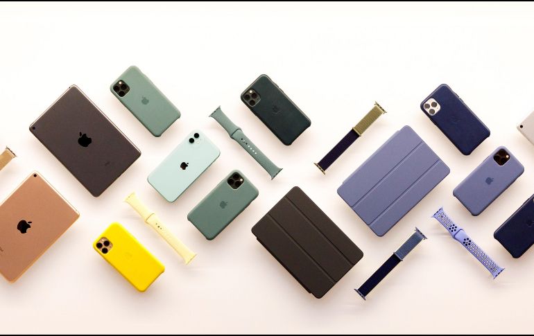 Los modelos de iPhone 13 vendidos en Apple Stores ya carecen de una tarjeta SIM. EFE/ARCHIVO