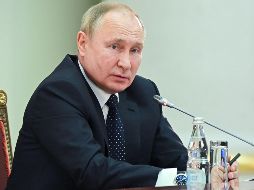 Sputnik V, la vacuna rusa contra el coronavirus COVID-19, es altamente eficaz contra la variante ómicron; así lo refiere el presidente de Rusia Vladimir Putin. AFP / Y. Biyatov