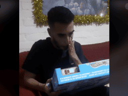 La reacción de este joven de 25 años conmueve a las redes sociales. TikTok: @grispandy1