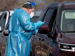 Los casos de COVID en Estados Unidos se han acelerado y aumentaron un 66 % en la última semana. EFE/M. Reynolds