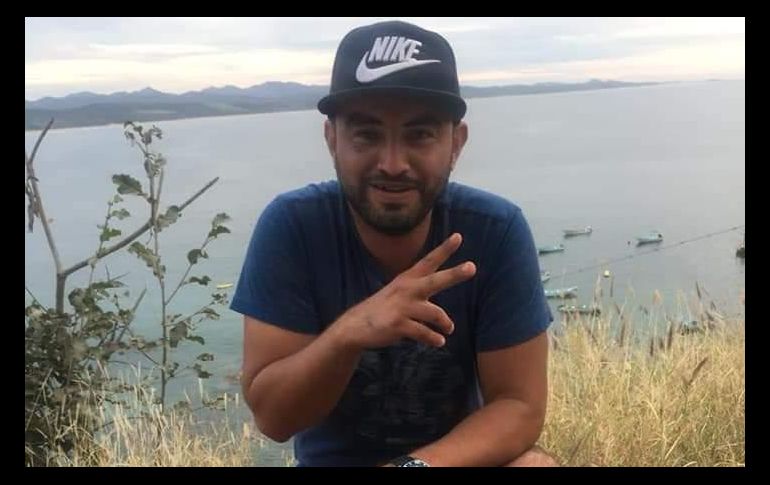 Al momento que fue plagiado, Víctor vestía un pantalón de mezclilla y playera gris. ESPECIAL