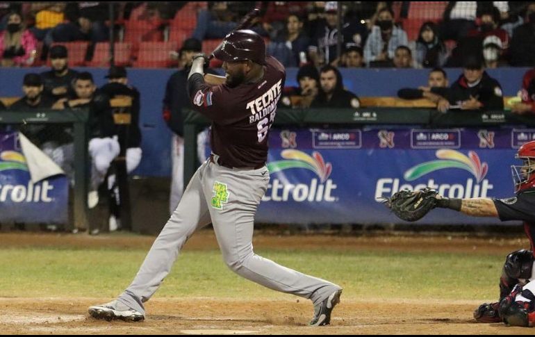 Los Tomateros de Culiacán le pegaron a domicilio a los Mayos. ESPECIAL/Club Tomateros
