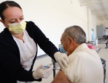 Para recibir la dosis de refuerzo de COVID-19 en la ZMG, es indispensable sacar cita en la plataforma estatal de vacunación. ESPECIAL/SSJ/ARCHIVO