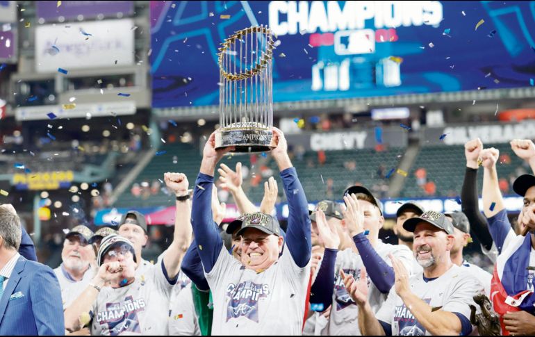 El conjunto de Atlanta logró el cuarto campeonato de la franquicia ante los Astros de Houston. TWITTER/@losbravos