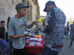 En diversas partes de la zona metropolitana se venden celulares de forma irregular sin que las autoridades de los distintos niveles intervengan. EL INFORMADOR/A. Camacho