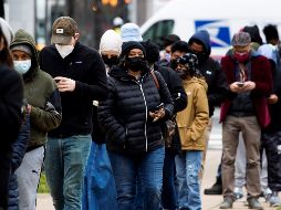 La alerta de Fauci llega en un momento en el que muchas entidades de EU registran aumentos de nuevos casos y hospitalizaciones por COVID. EFE / ARCHIVO