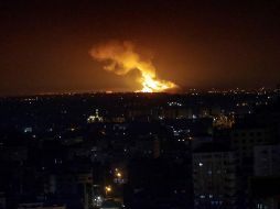 Israel dijo que también lanzaron tiros de artillería sobre una base de observación de Hamas. EFE /