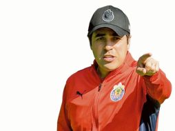 Vara alta. A Michel Leaño se le quitó la etiqueta de interino y tiene una exigencia que cumplir en Chivas. Cortesía