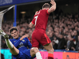 Intensos. Ambos equipos brindaron un gran espectáculo, pero el resultado lastima sus posibilidades de quedarse con el título de la Premier. AP