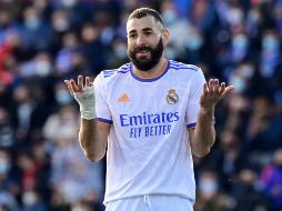 Inexplicable. Karim Benzema poco pudo hacer en el encuentro de ayer frente al equipo azulón, sin embargo, a pesar de irse en blanco, sigue como líder de goleo. AFP/ J. Soriano
