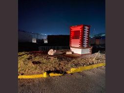 La estatua de AMLO fue derribada la noche del pasado 31 de diciembre de 2021. TWITTER / @ernestoperezgom