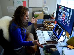 A pesar del levantamiento de restricciones por la pandemia, se prefiere el trabajo remoto o home office. Algunas empresas enfrentan dificultades para contratar personal que acepte el trabajo presencial. AFP/ARCHIVO