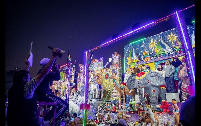 En 2022 la feria ha recuperado su esencia y cuenta hoy con más de una veintena de cubículos donde están presentes unos atentos Melchor, Gaspar y Baltasar. EFE / M. Hartz